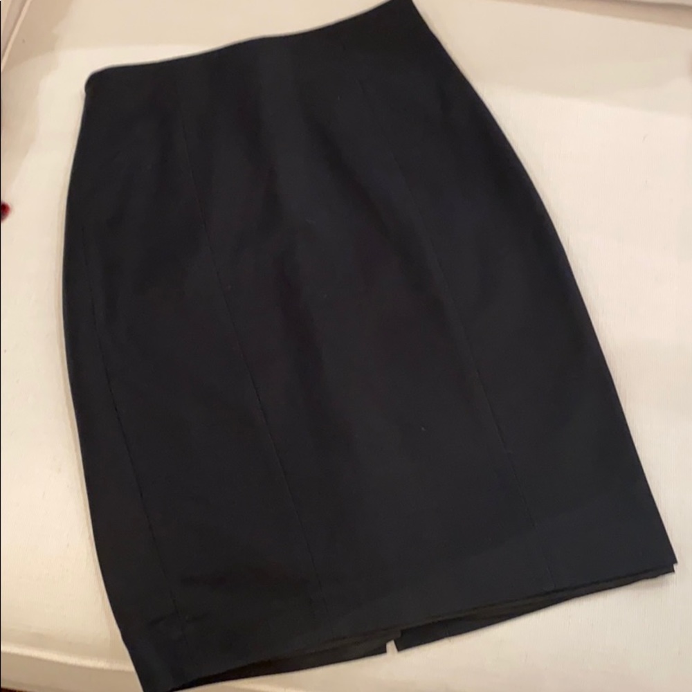 Banana Republic Black Pencil Skirt size 4P